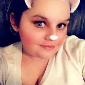 Meet your Posher, Cariss